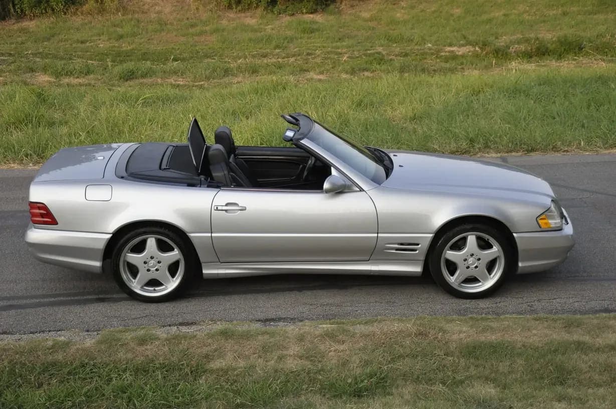 2001 Mercedes-Benz SL500, view