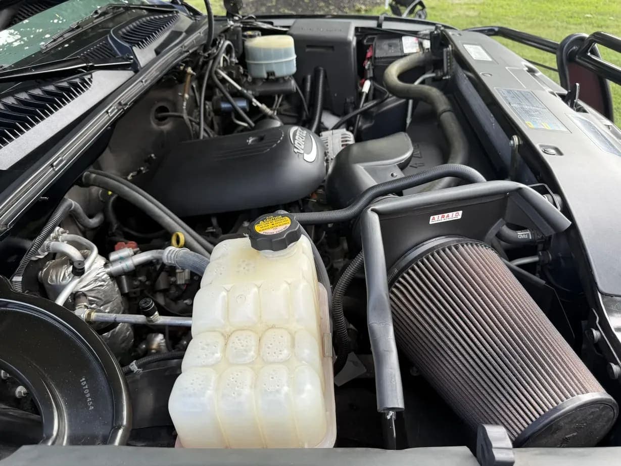 2002 Chevrolet Silverado 2500HD LS, view