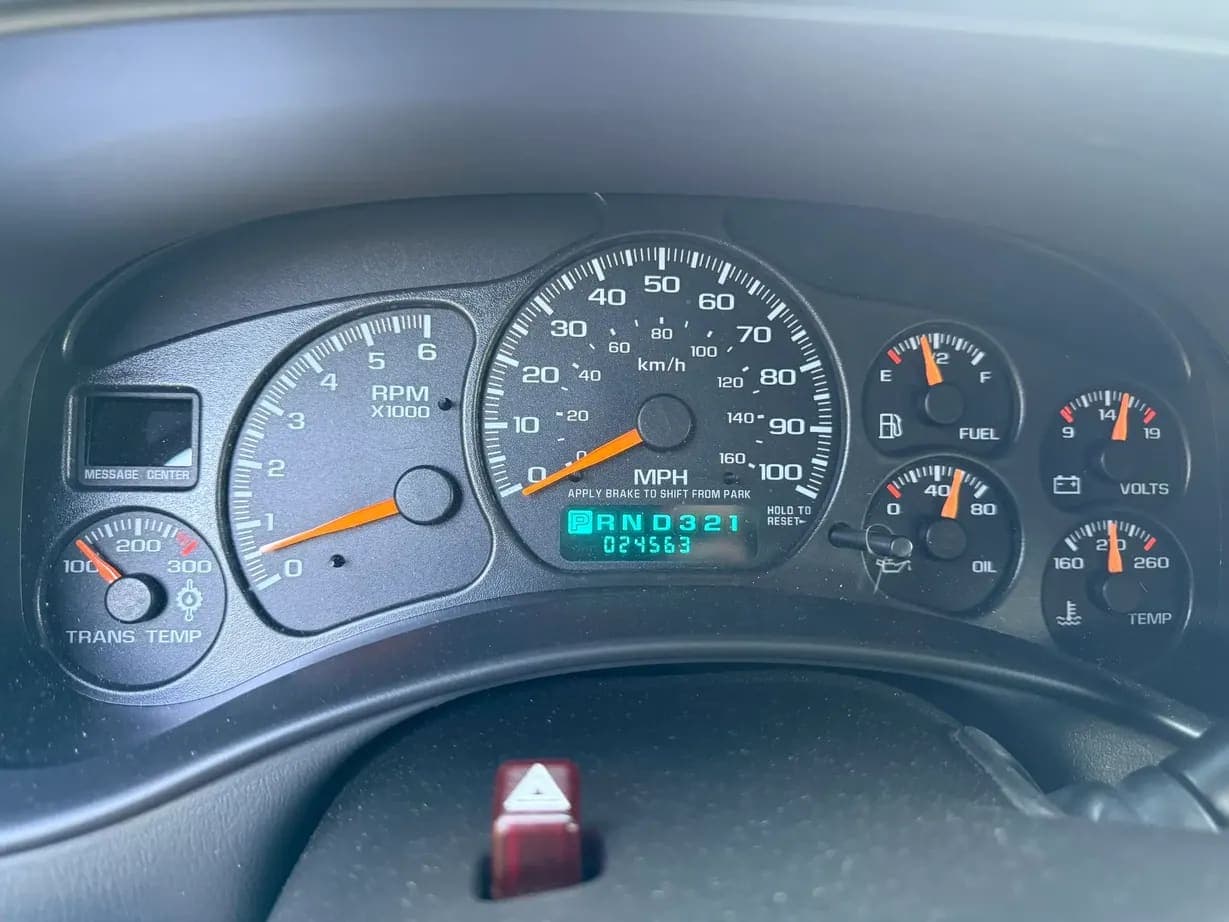 2002 Chevrolet Silverado 2500HD LS, view
