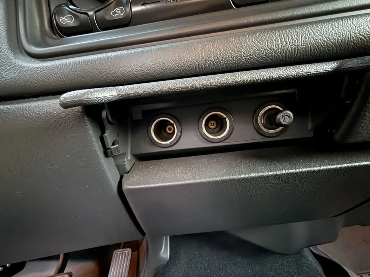 2002 Chevrolet Silverado 2500HD LS, view