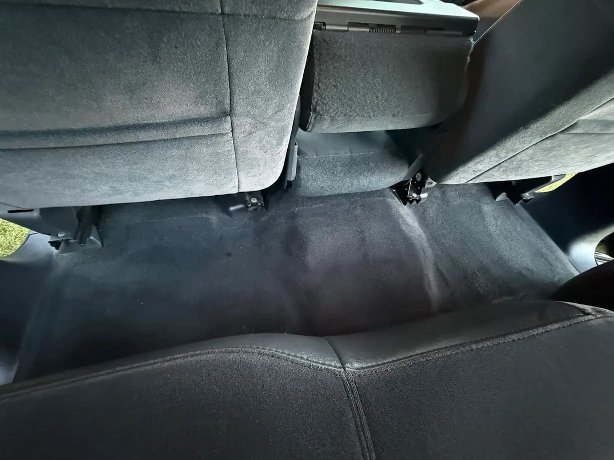 2002 Chevrolet Silverado 2500HD LS, view