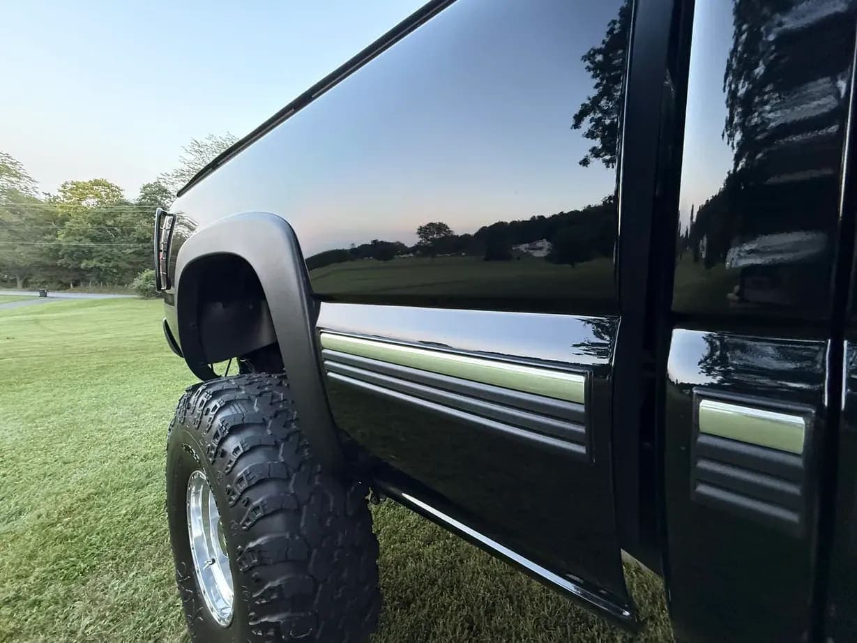 2002 Chevrolet Silverado 2500HD LS, view