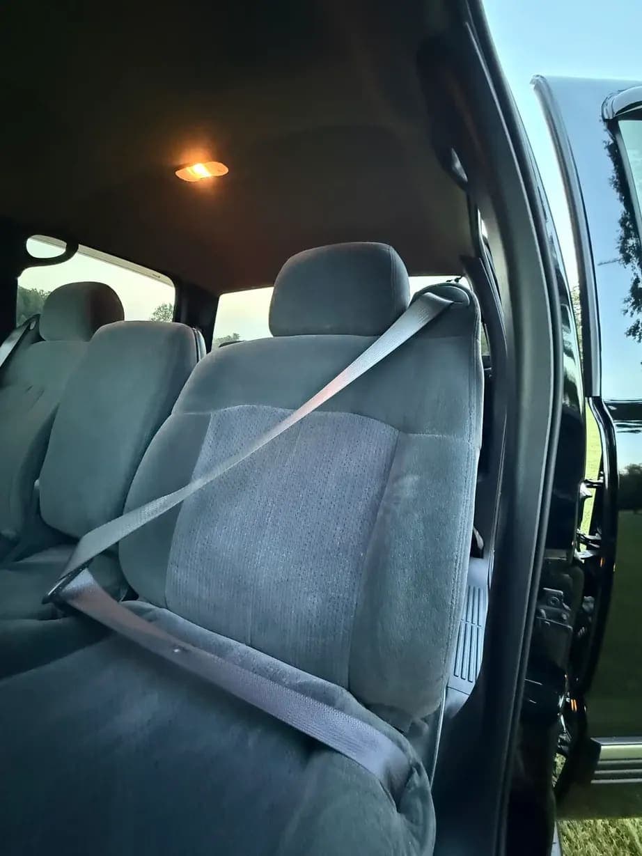 2002 Chevrolet Silverado 2500HD LS, view