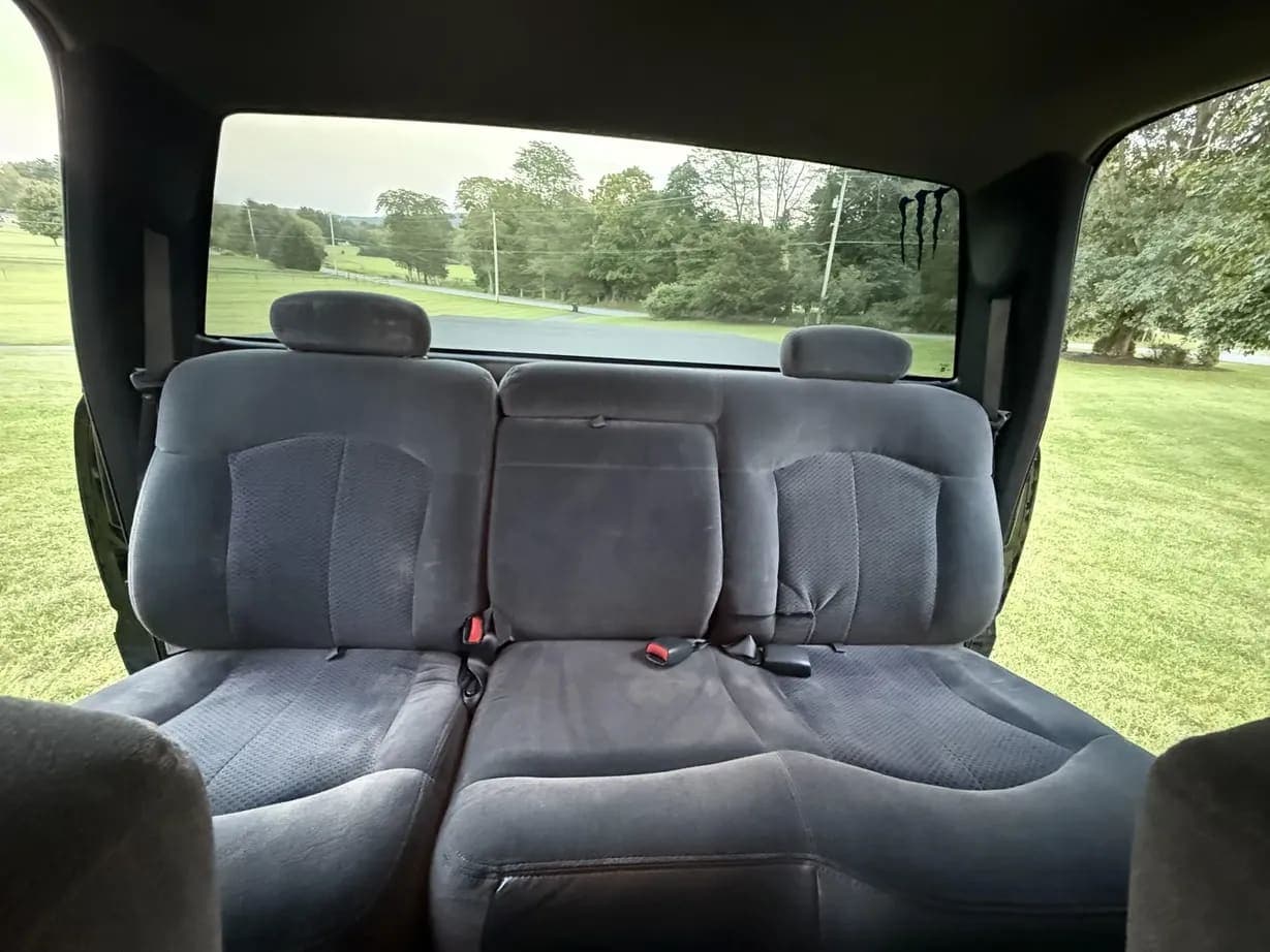 2002 Chevrolet Silverado 2500HD LS, view