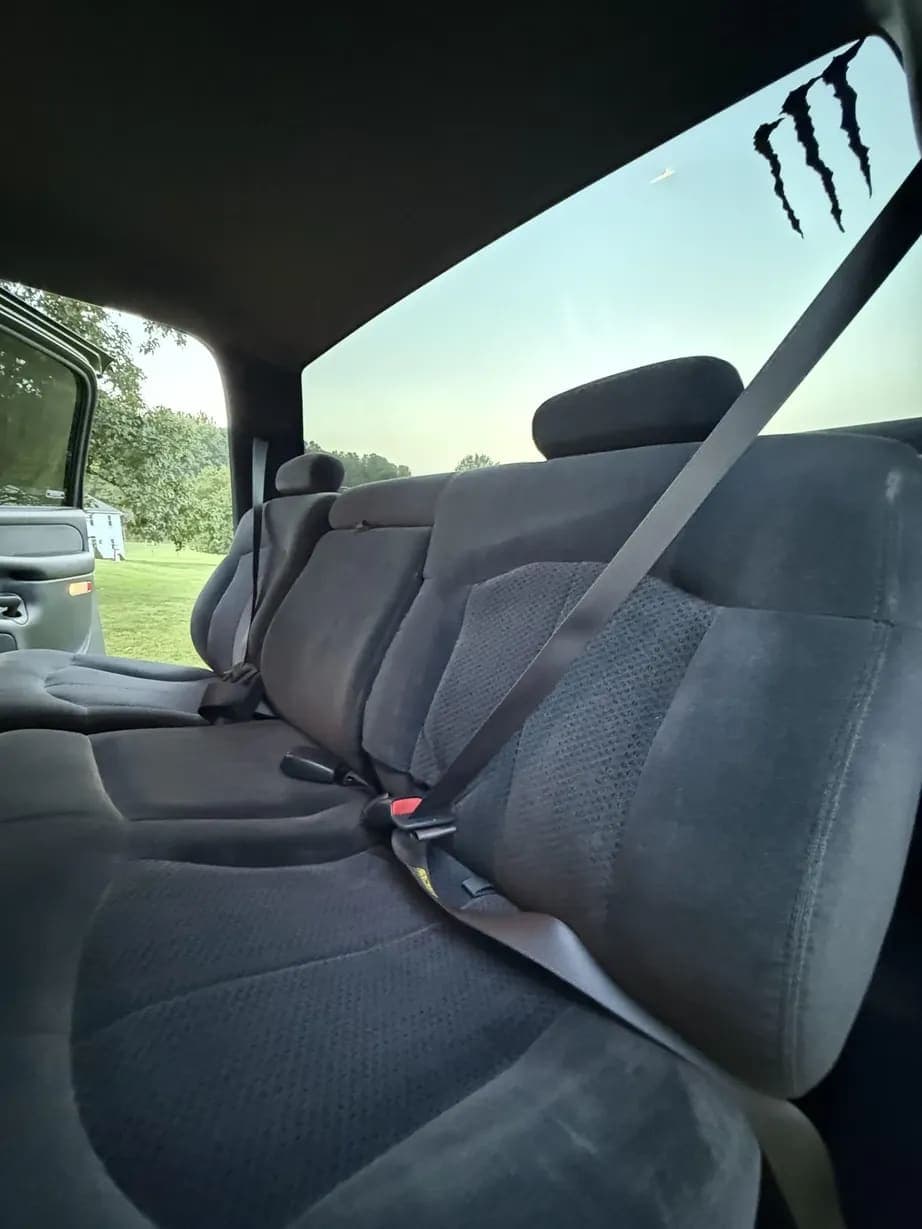 2002 Chevrolet Silverado 2500HD LS, view