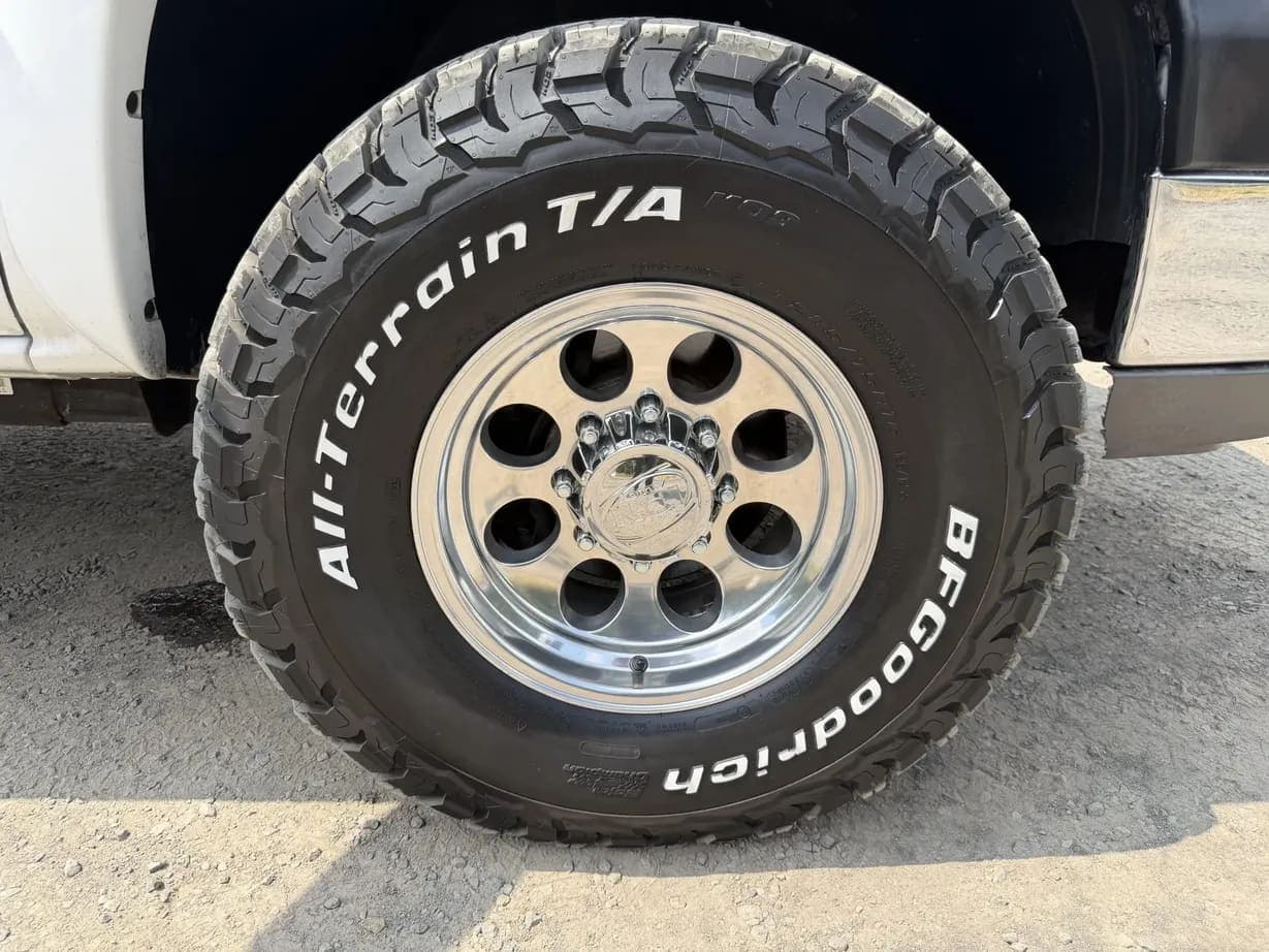 2003 Chevrolet Silverado 2500HD LS, view