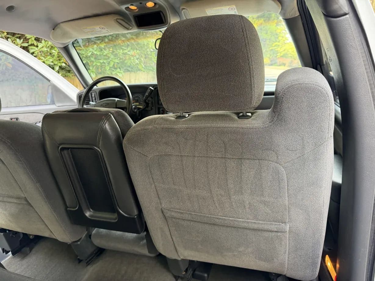 2003 Chevrolet Silverado 2500HD LS, view
