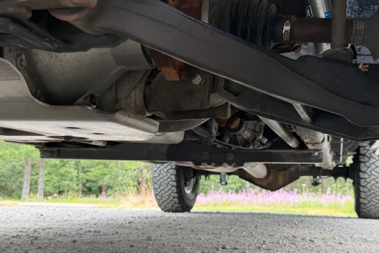 2003 Chevrolet Silverado 2500HD LS, view