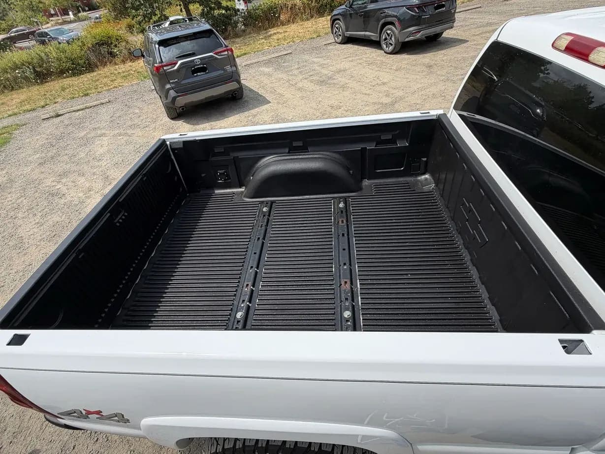 2003 Chevrolet Silverado 2500HD LS, view