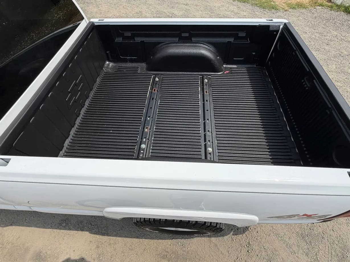 2003 Chevrolet Silverado 2500HD LS, view