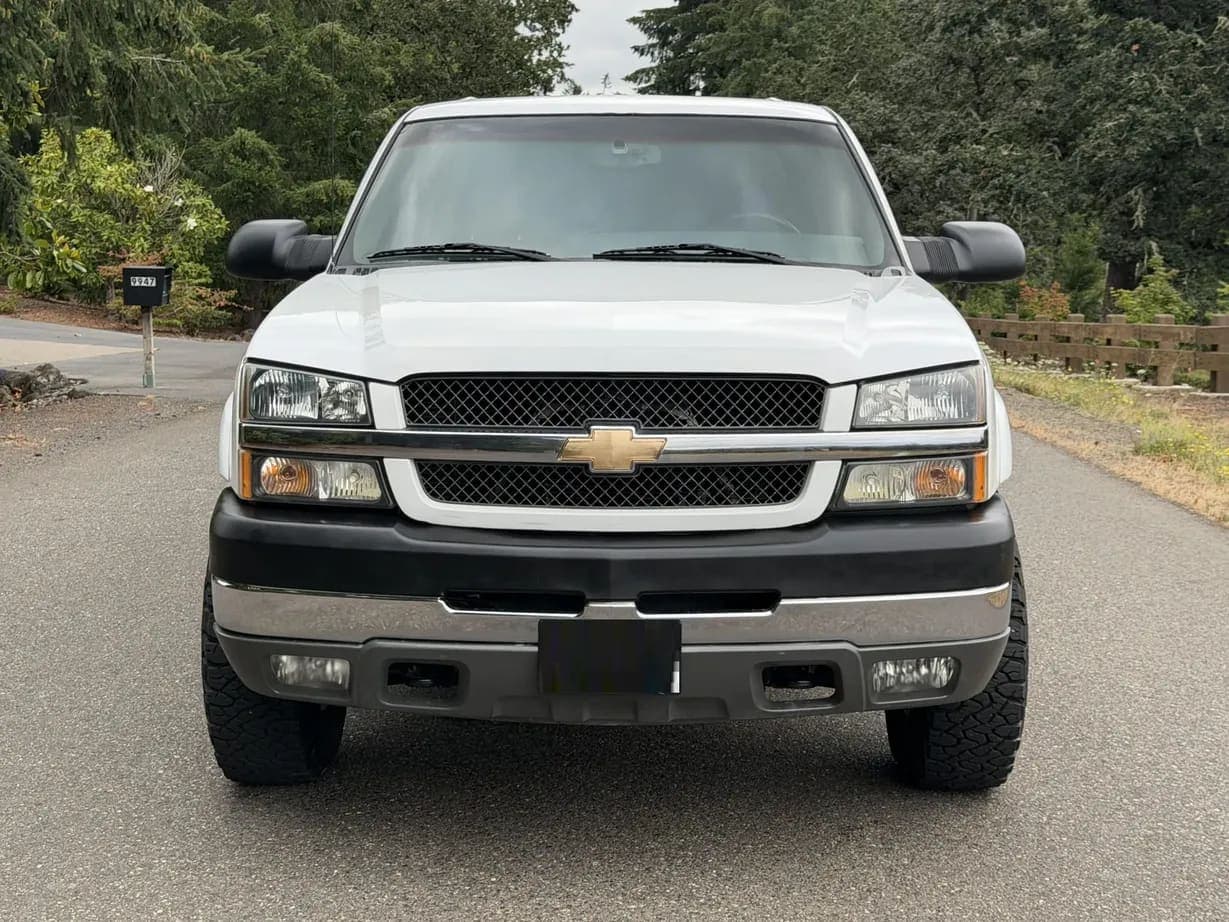 2003 Chevrolet Silverado 2500HD LS, view