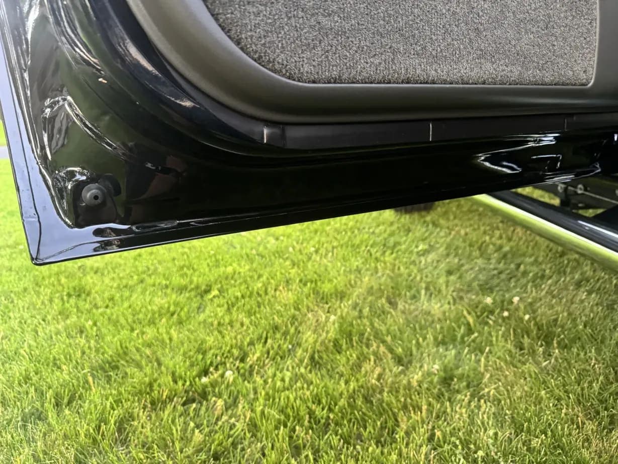 2003 Chevrolet Silverado 2500HD LT, view