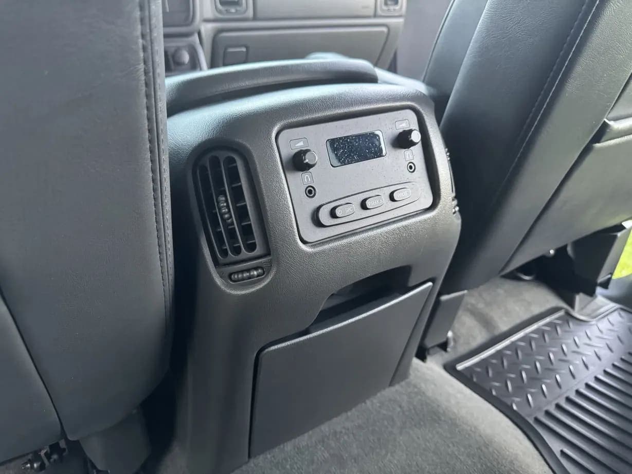 2003 Chevrolet Silverado 2500HD LT, view