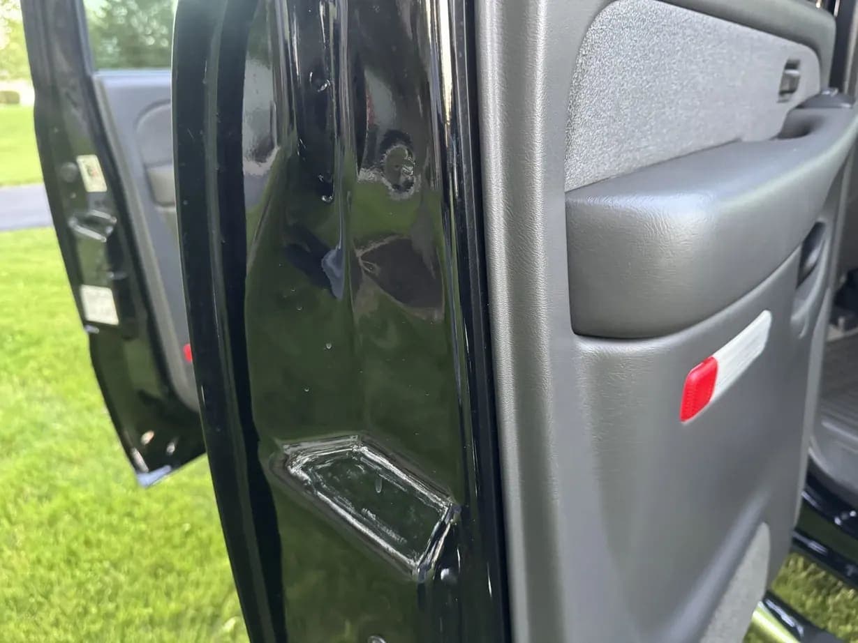 2003 Chevrolet Silverado 2500HD LT, view