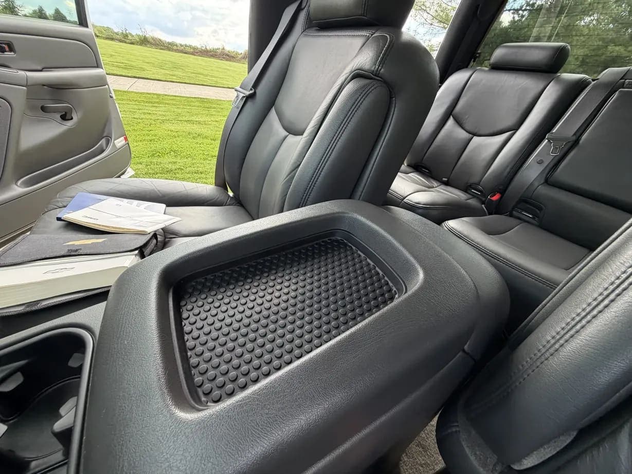 2007 Chevrolet Silverado 3500 Classic LT, view
