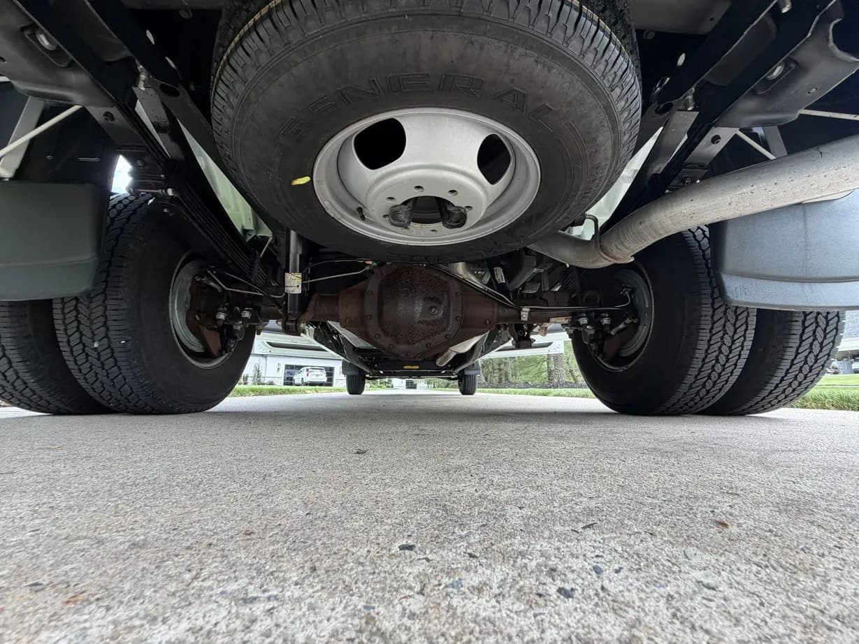 2007 Chevrolet Silverado 3500 Classic LT, view