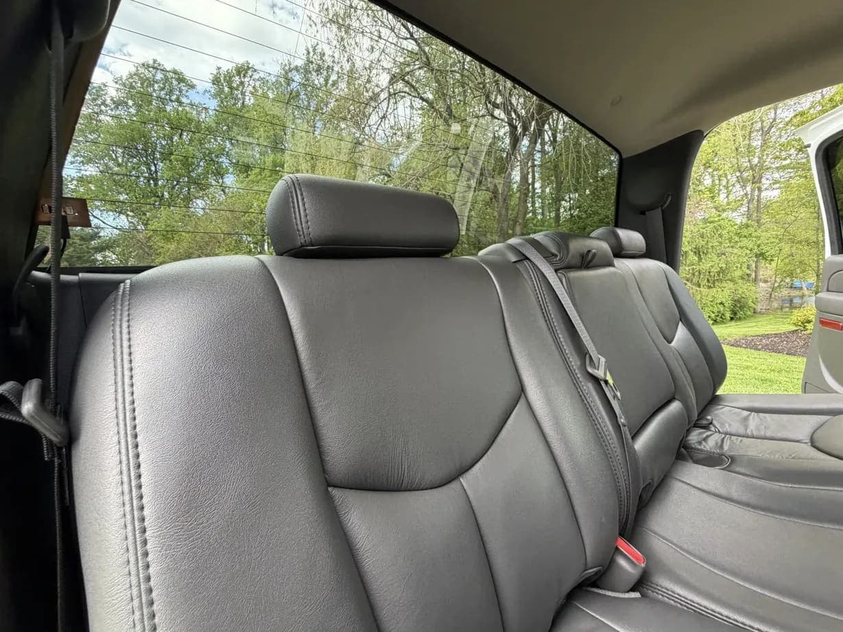 2007 Chevrolet Silverado 3500 Classic LT, view