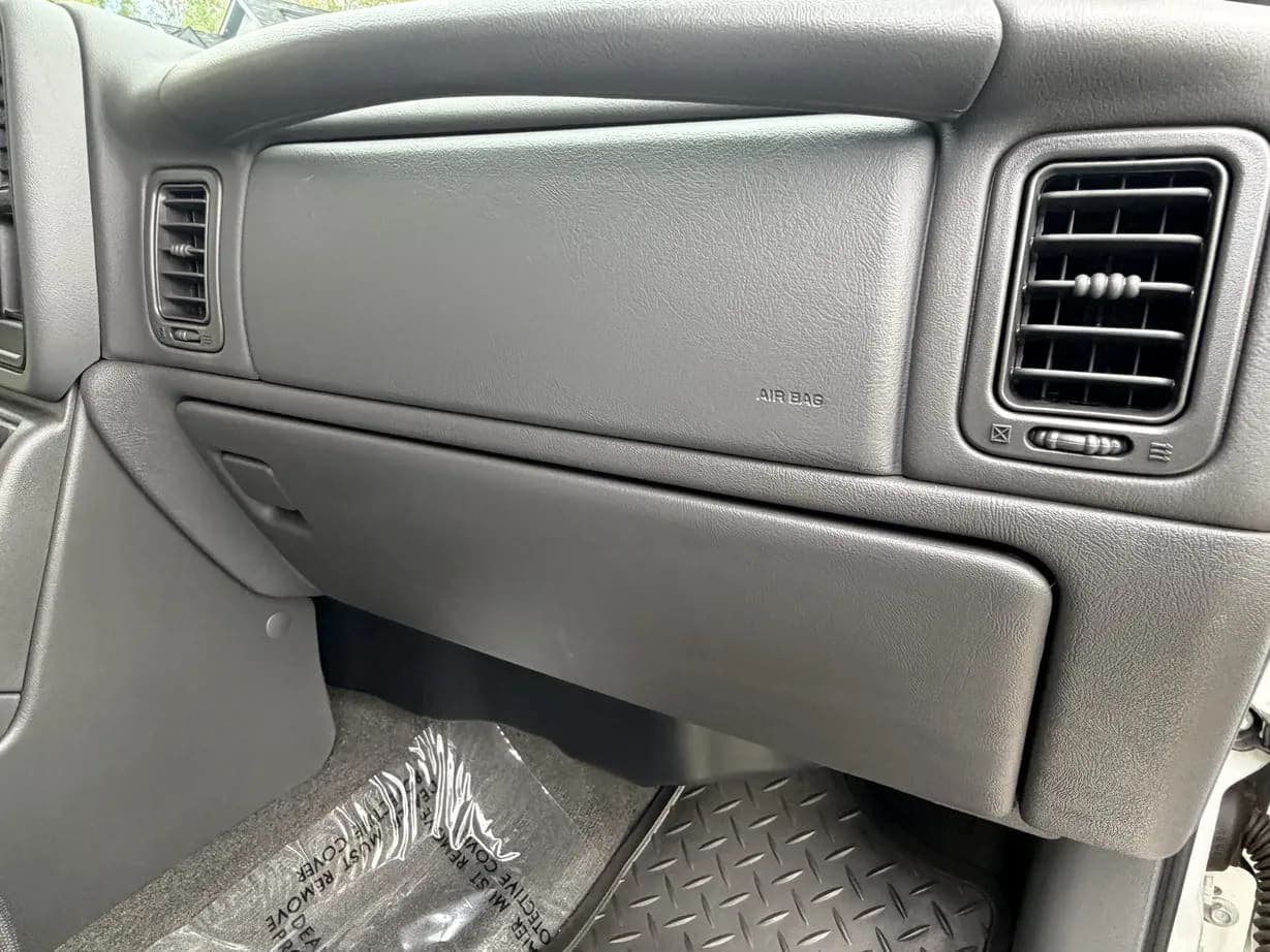 2007 Chevrolet Silverado 3500 Classic LT, view