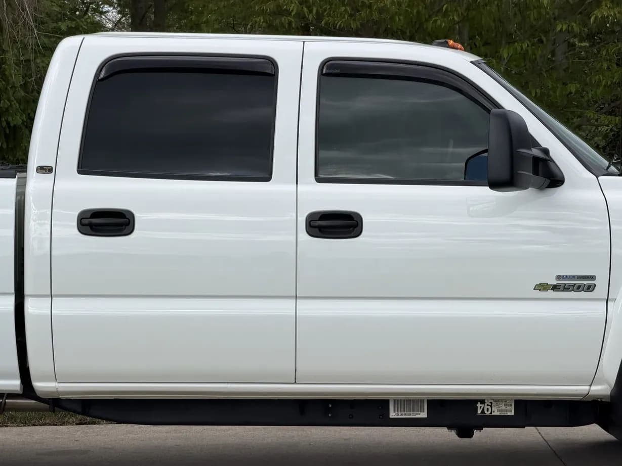 2007 Chevrolet Silverado 3500 Classic LT, view