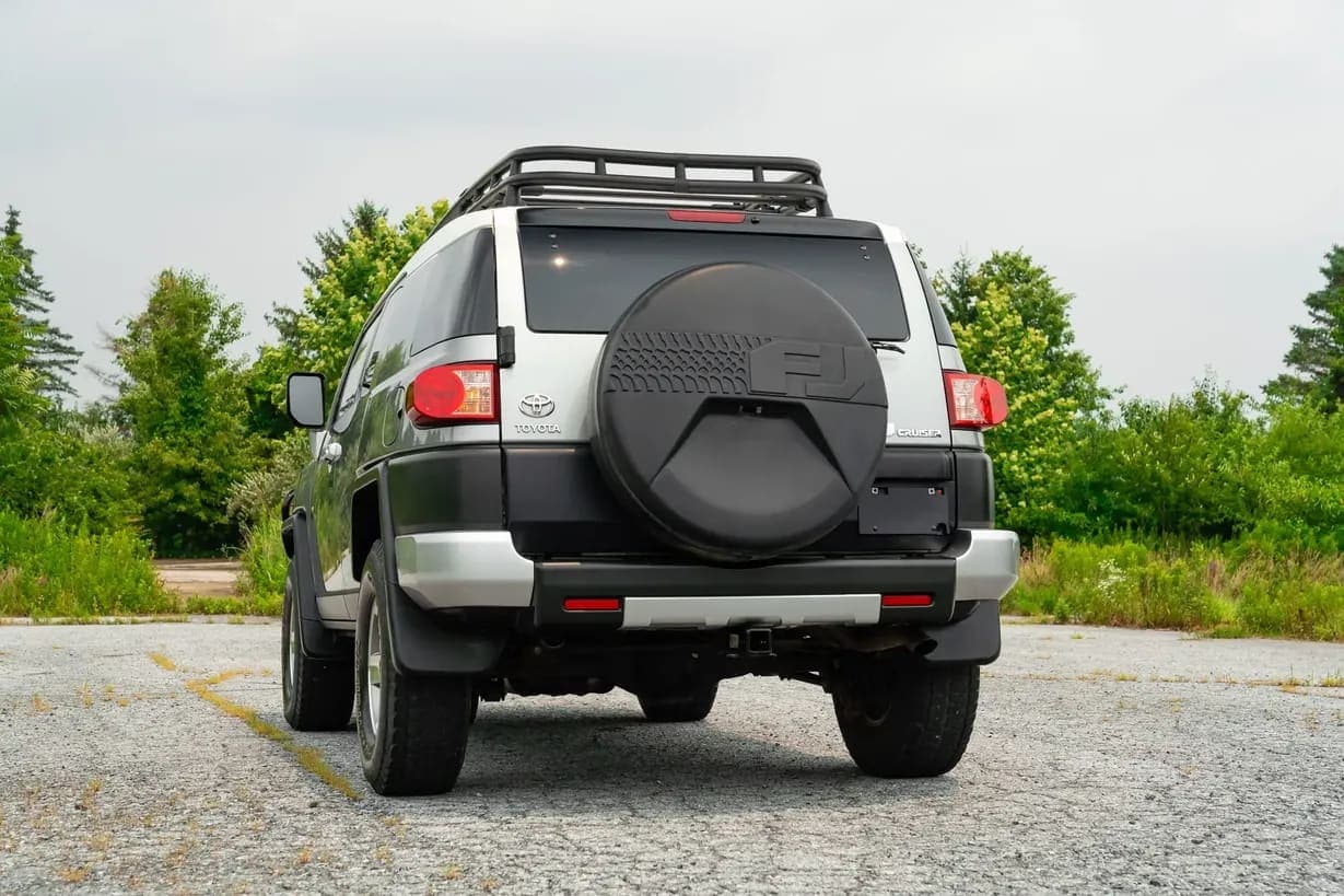 2010 Toyota FJ Cruiser, view