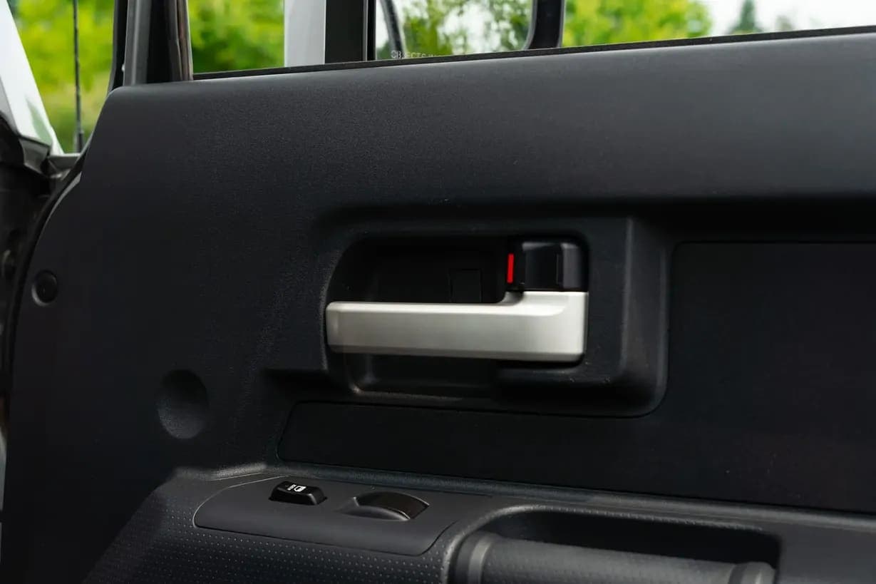 2010 Toyota FJ Cruiser, view