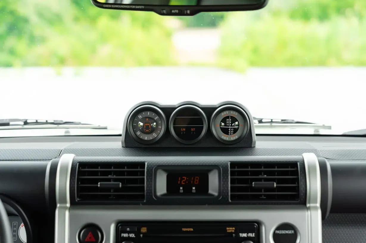 2010 Toyota FJ Cruiser, view