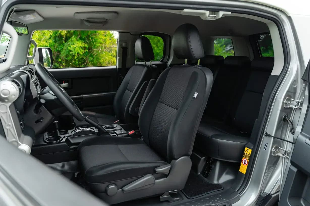 2010 Toyota FJ Cruiser, view