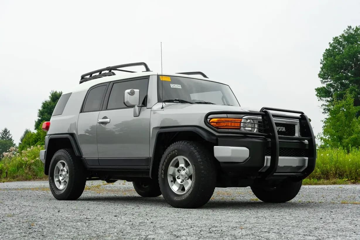 2010 Toyota FJ Cruiser, view