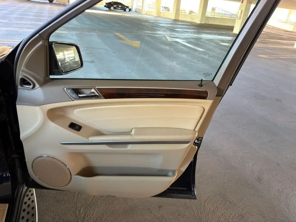 2012 Mercedes-Benz GL350 BlueTEC 4MATIC, view