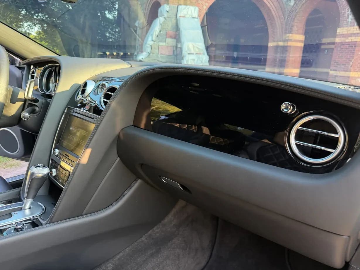 2014 Bentley Continental GT V8 S Mulliner, view