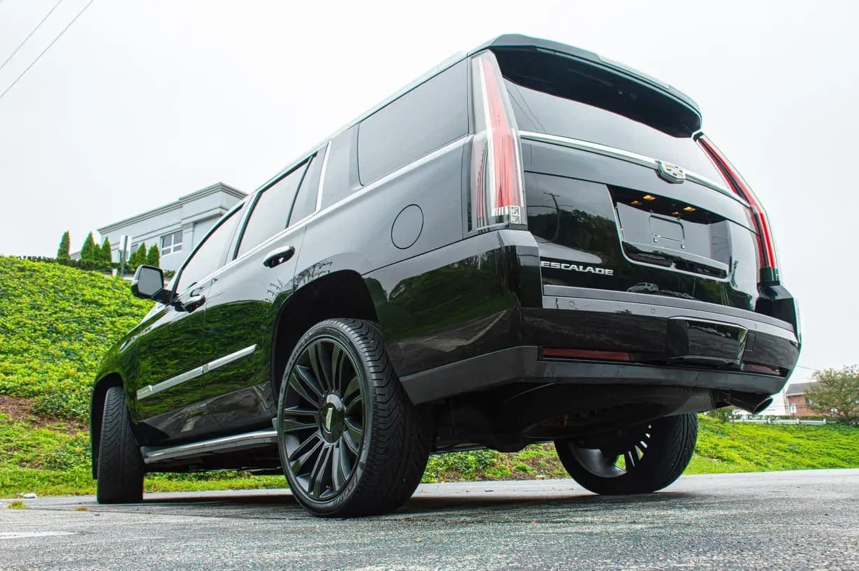2015 Cadillac Escalade Luxury, view