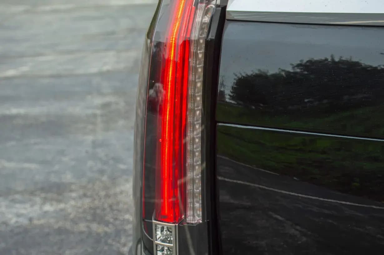 2015 Cadillac Escalade Luxury, view