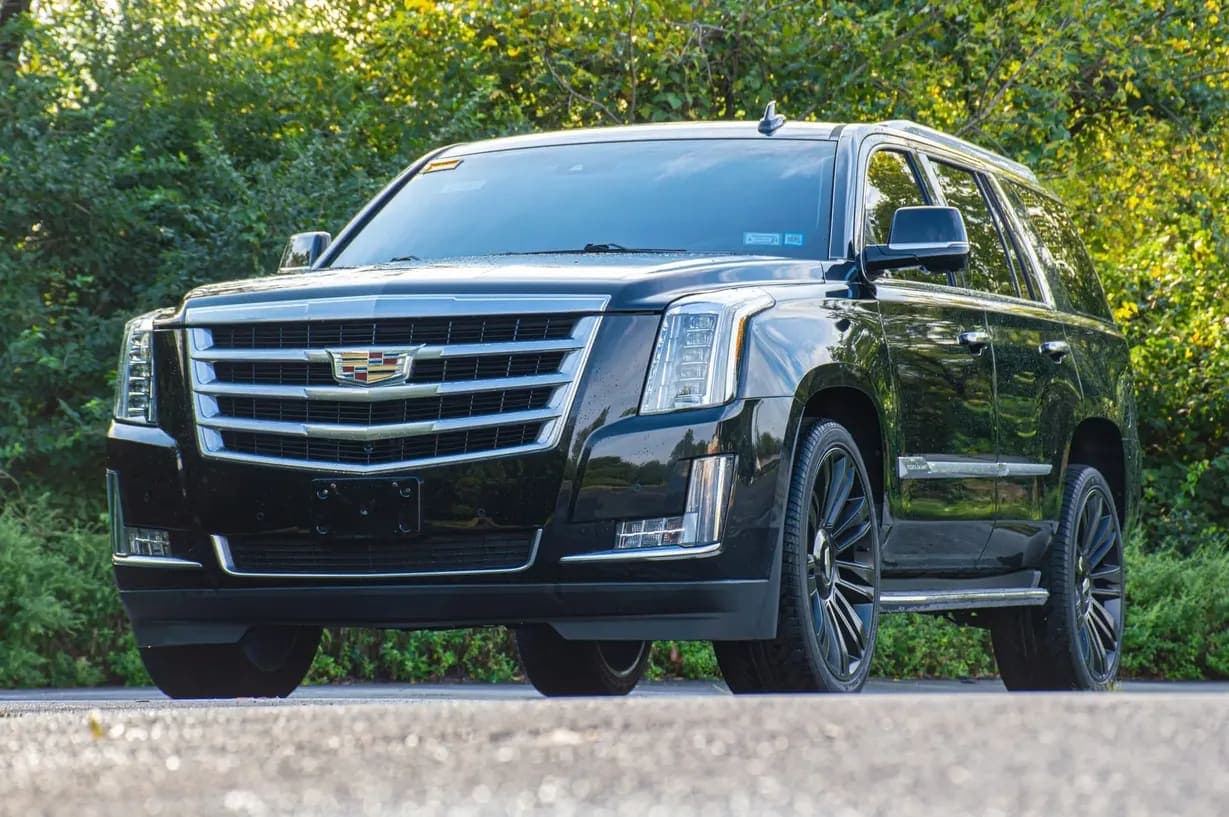 2015 Cadillac Escalade Luxury, view