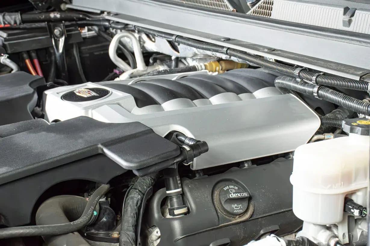 2015 Cadillac Escalade Luxury, view