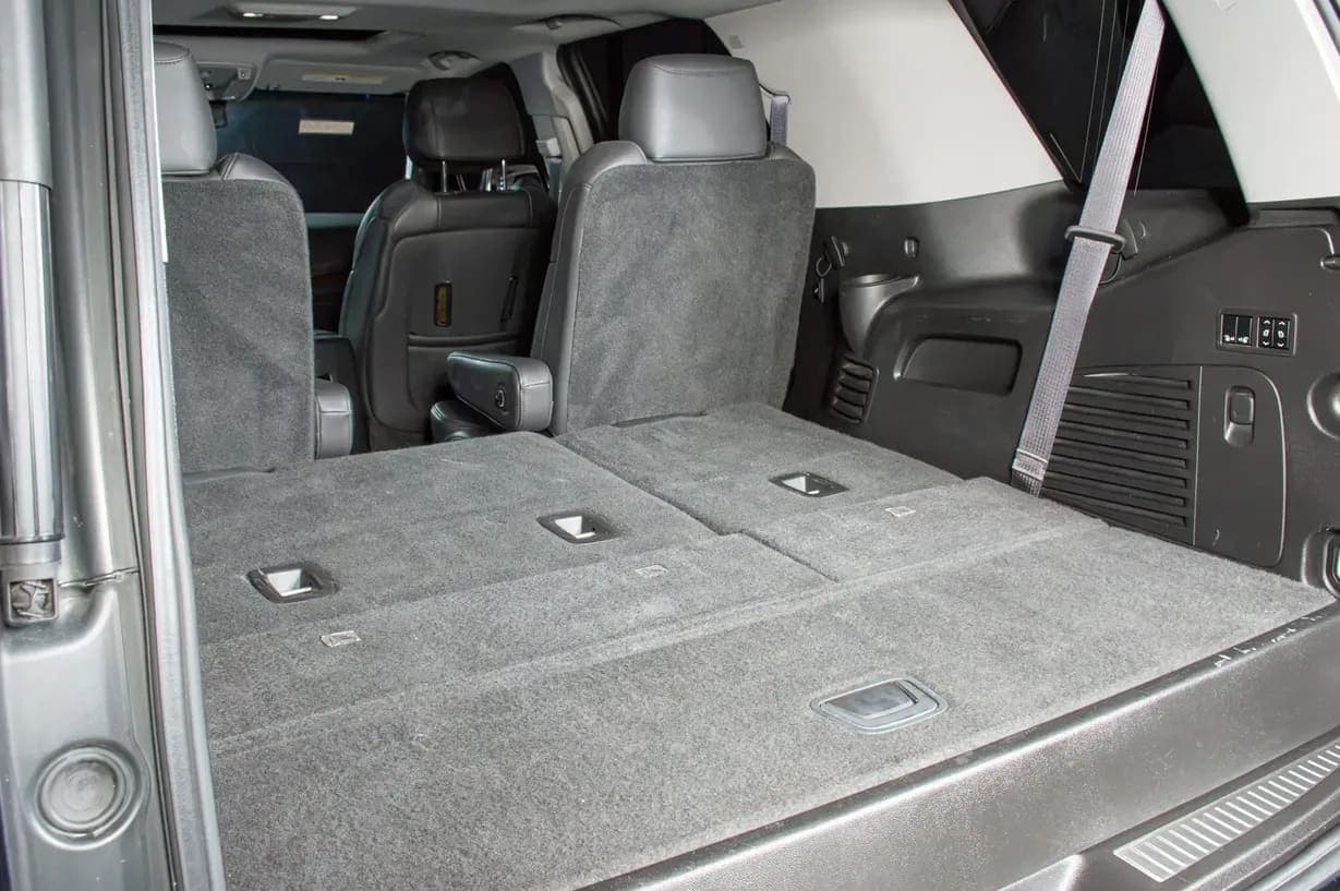 2015 Cadillac Escalade Luxury, view