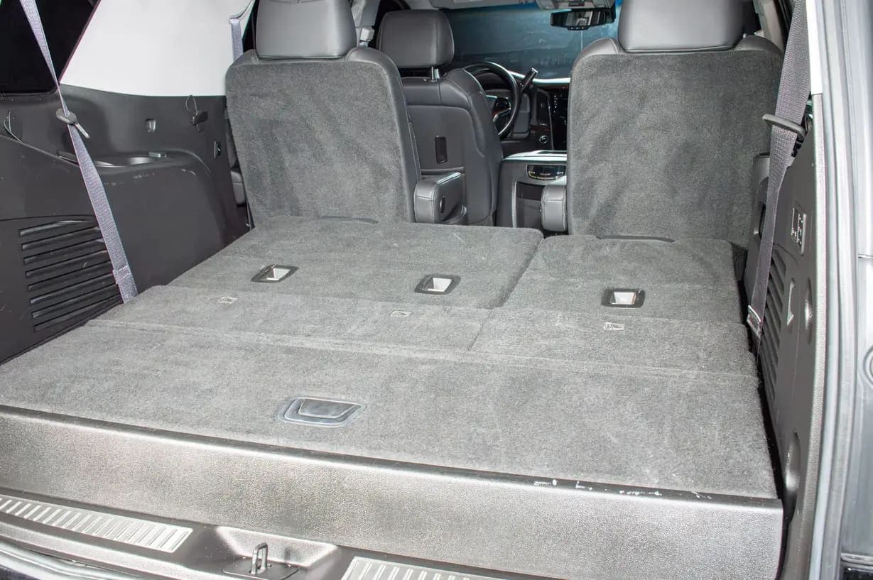 2015 Cadillac Escalade Luxury, view