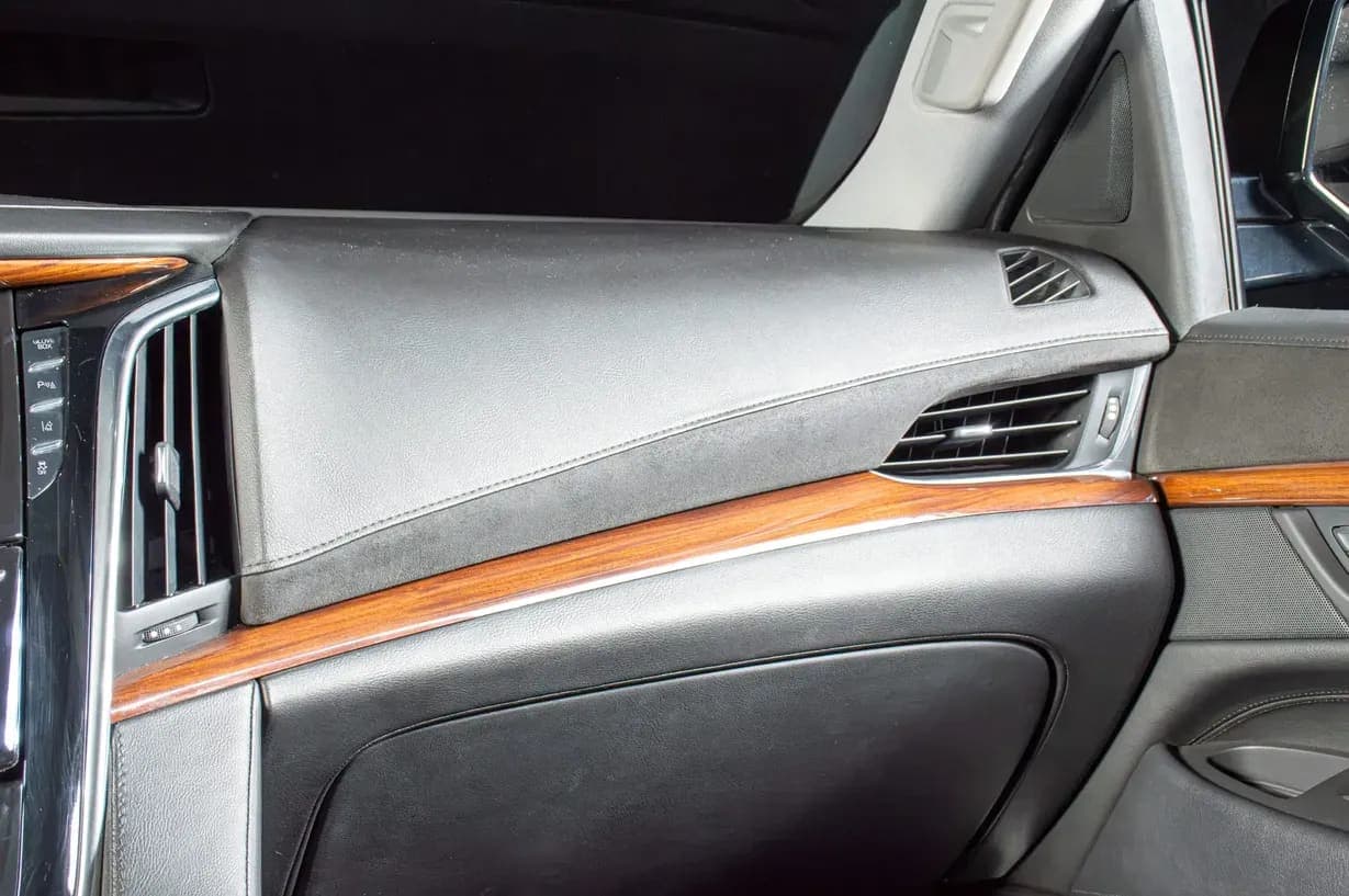 2015 Cadillac Escalade Luxury, view