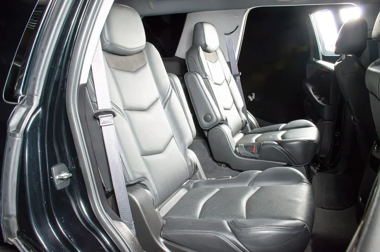 2015 Cadillac Escalade Luxury, view