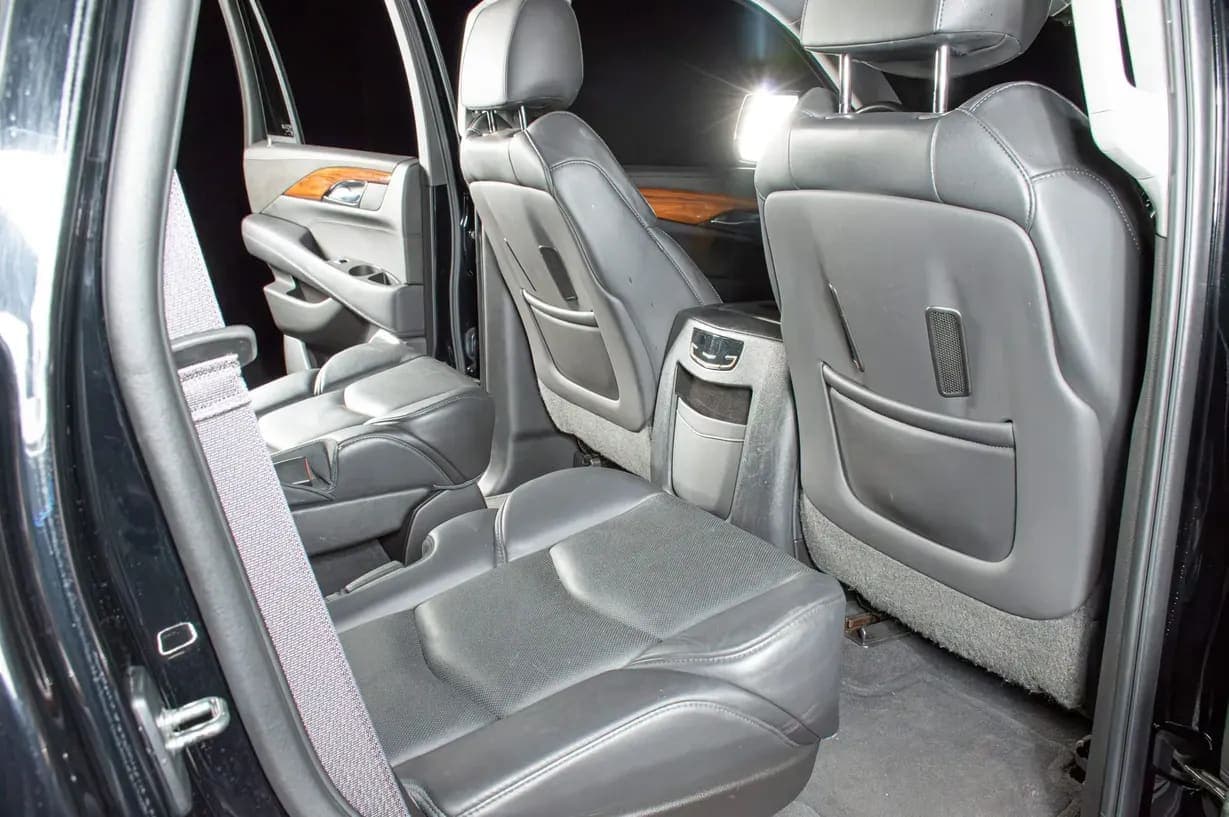 2015 Cadillac Escalade Luxury, view