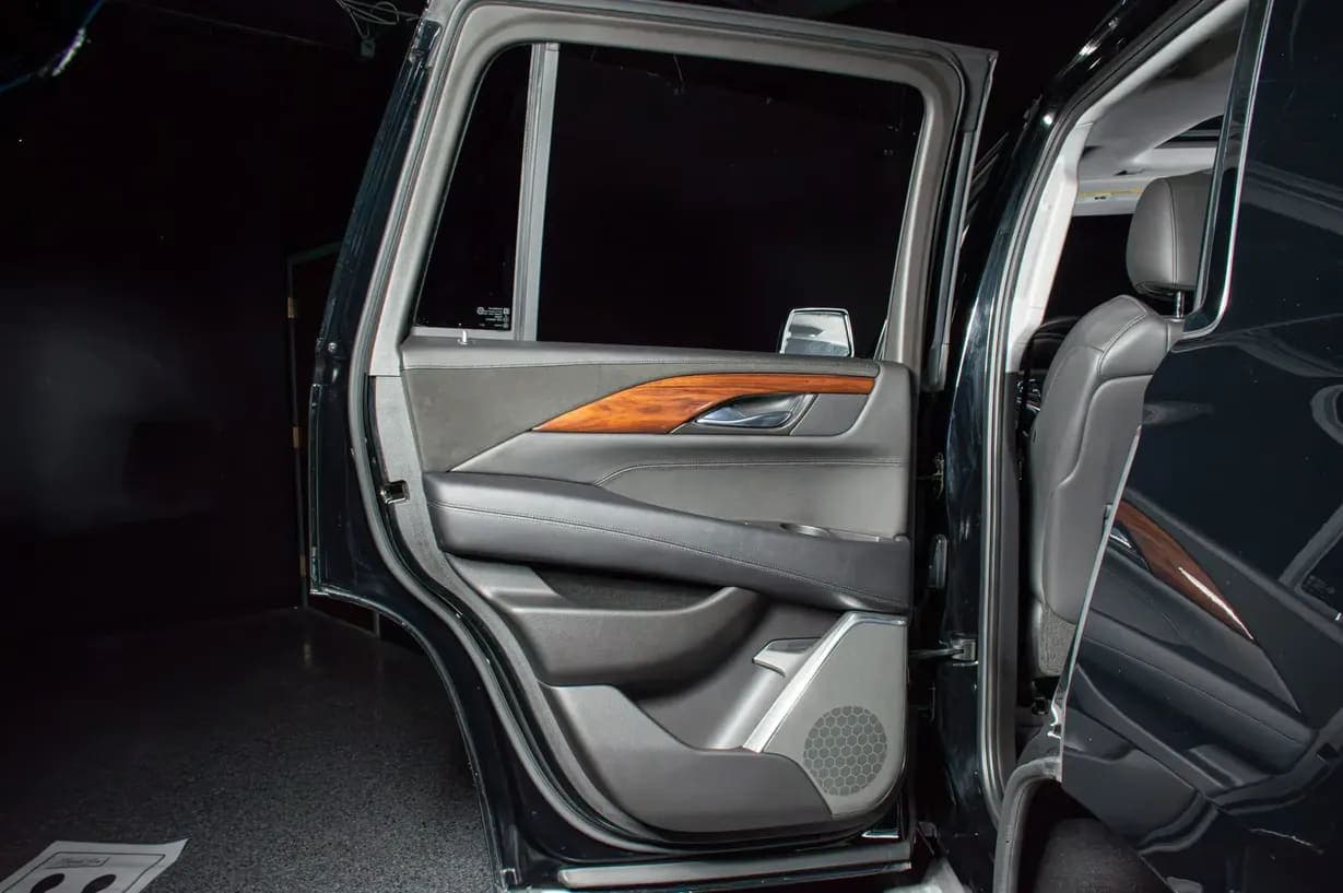 2015 Cadillac Escalade Luxury, view