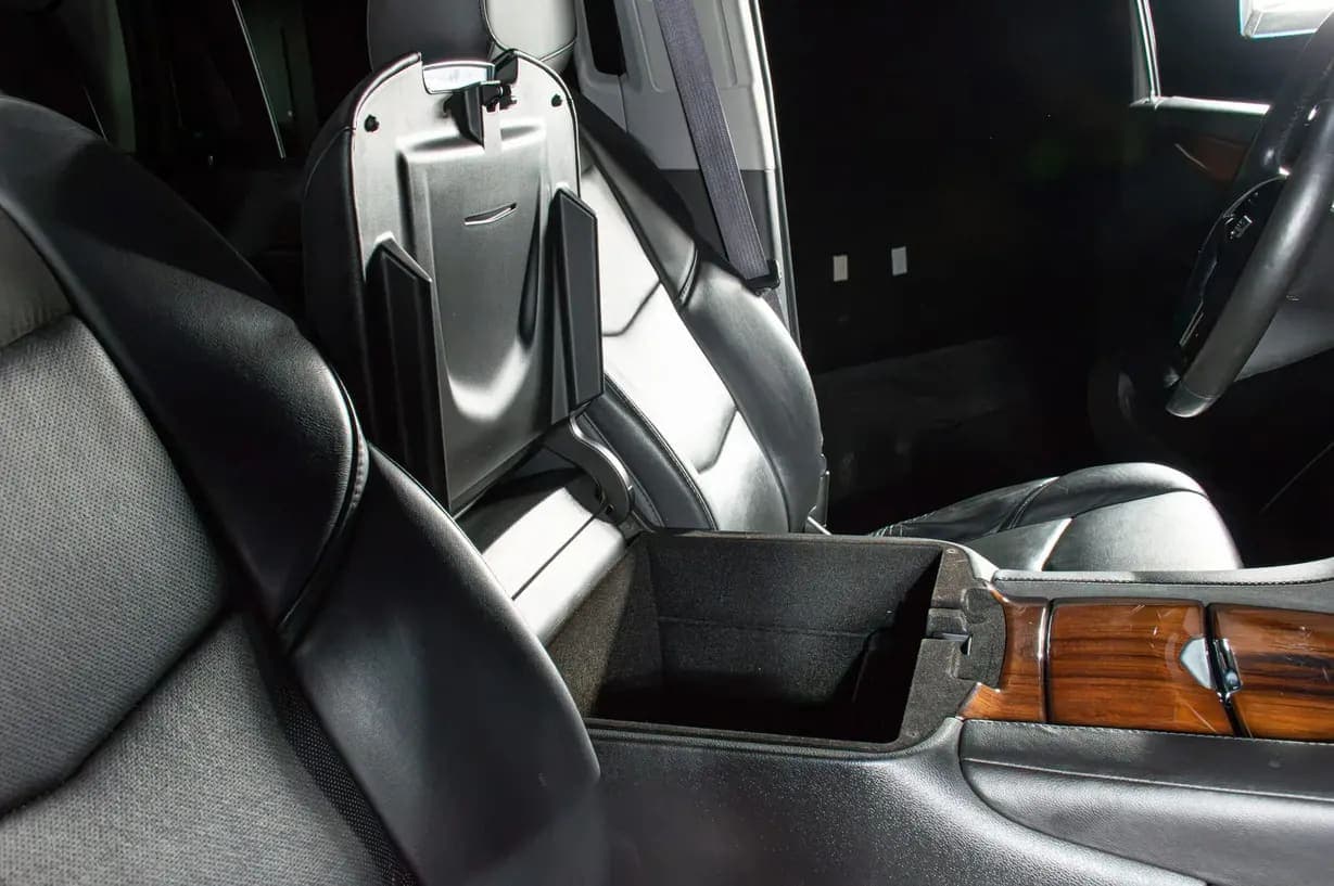 2015 Cadillac Escalade Luxury, view