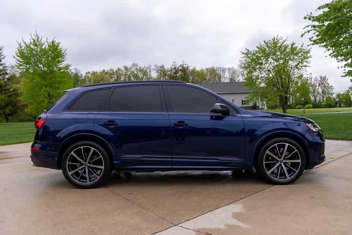 2020 Audi SQ7, view