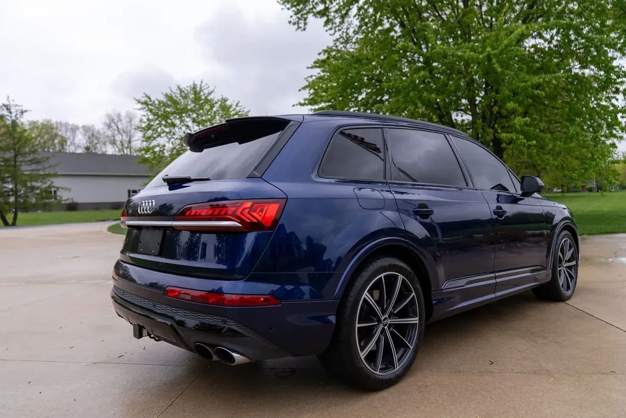 2020 Audi SQ7, view