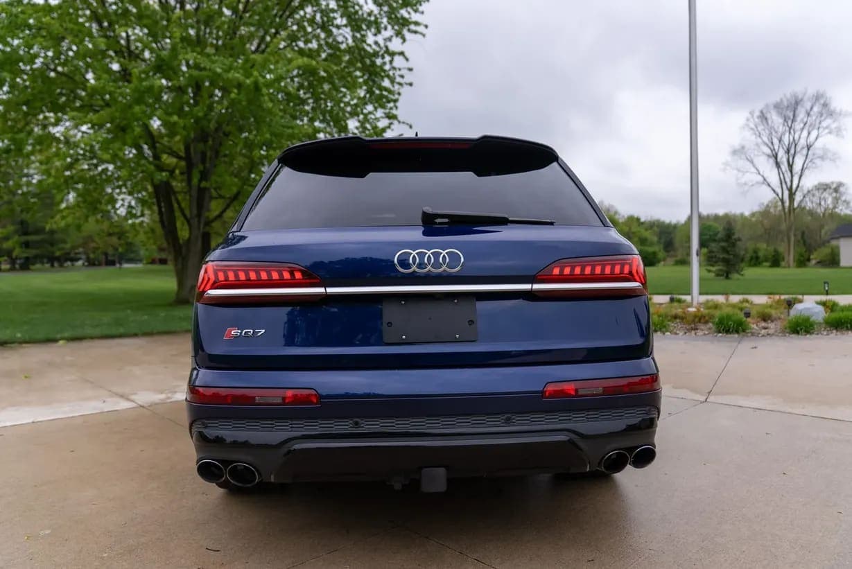 2020 Audi SQ7, view