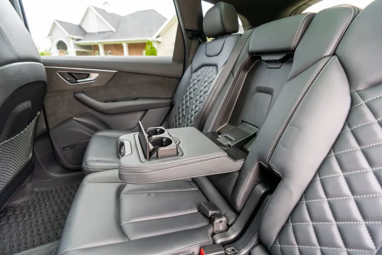 2020 Audi SQ7, view