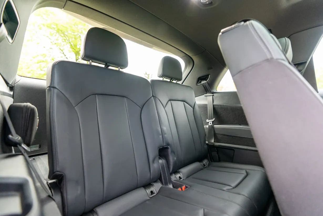 2020 Audi SQ7, view
