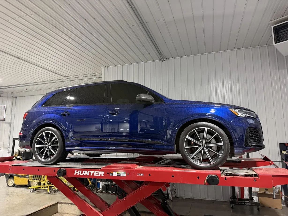 2020 Audi SQ7, view