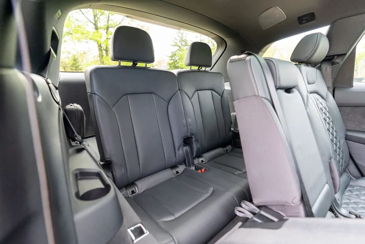 2020 Audi SQ7, view
