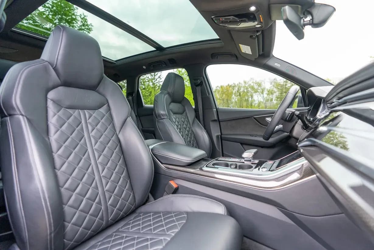 2020 Audi SQ7, view