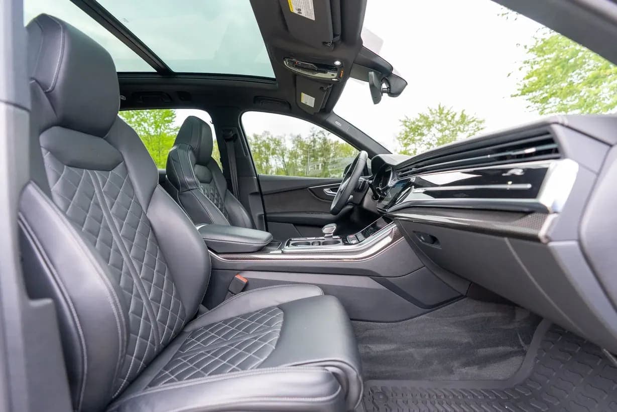 2020 Audi SQ7, view
